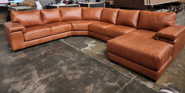 Livingston corner with daybed